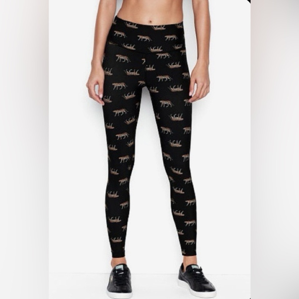 Victoria’s Secret women’s sport leggings size small